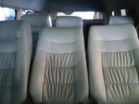 ขายด่วนๆ. รถตู้TOYOTA COMMUTER. ตู้ D4D  2500  CC   MT ปี  2007  เต็มๆ. ราคา 639,,000 บาทค่ะ. โทร 0922726669 ตันหยงค่ะ