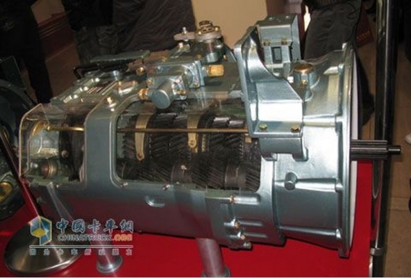 รถบรรทุกขนาดใหญ่ Sino Truk A7 6X4 380 แรงม้า ตอบสนองทุกการขนส่ง รถบรรทุกขนาดใหญ่ Sino Truk A7 6X4 380 แรงม้า ตอบสนองทุกการขนส่ง