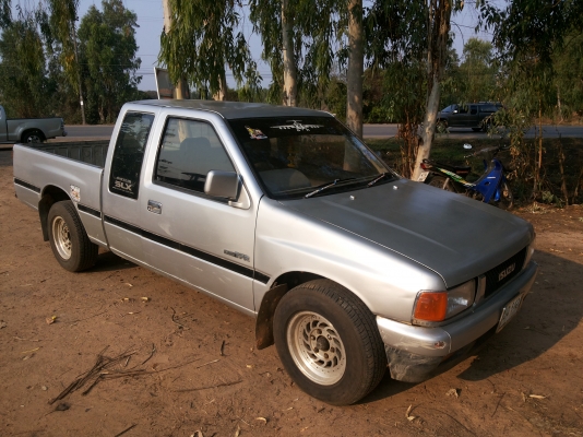 อีซูซุแคบ เดิมสวย ขายถูก พร้อมใช้พาเวอร์แอร์เย็น