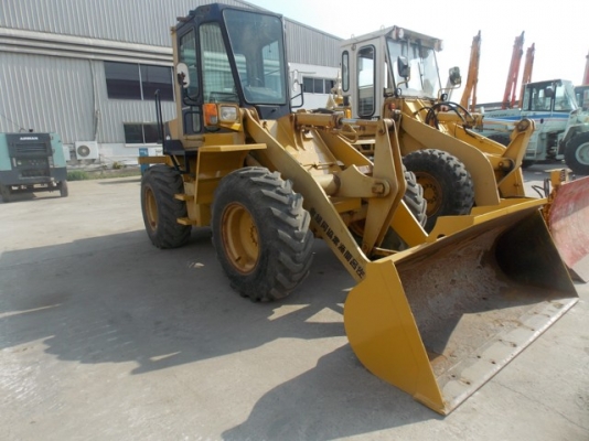 ขายด่วนรถตัก WA100-1 นำเข้ามืิอ 2 จากญี่ปุ่นเองโดยตรง