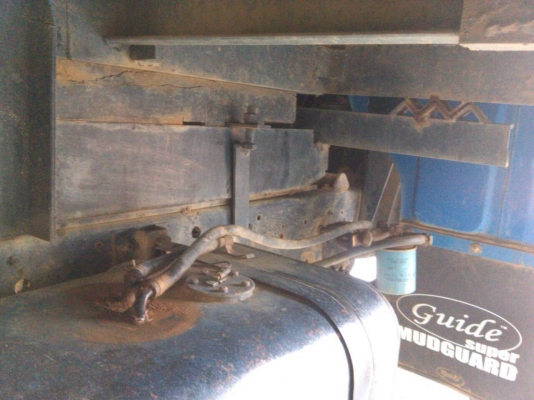 หกล้อดั้ม อีซูซุ TL85แรงรุ่นสุดท้าย ดั้มยิงหน้าต่อใหม่ สภาพดีเดิมๆบางสีสวยอุปกรณ์ครบทุกชิ้น พร้อมใช้ ภาษีปี58 ทะเบียนพร้อมโอน