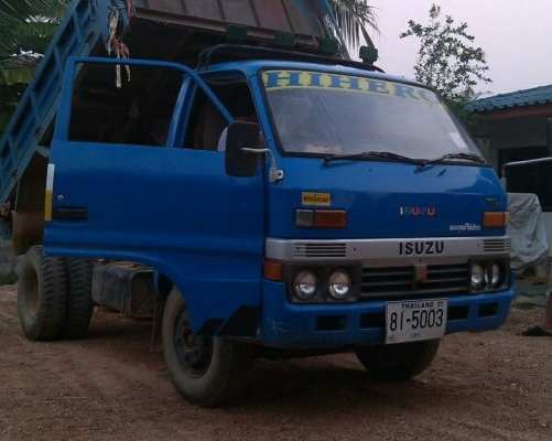 หกล้อดั้ม อีซูซุ TL85แรงรุ่นสุดท้าย ดั้มยิงหน้าต่อใหม่ สภาพดีเดิมๆบางสีสวยอุปกรณ์ครบทุกชิ้น พร้อมใช้ ภาษีปี58 ทะเบียนพร้อมโอน