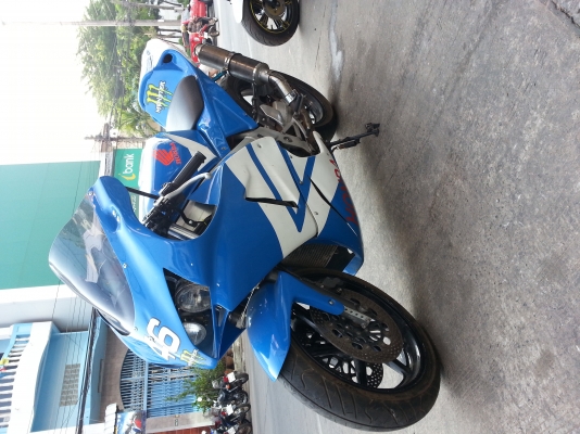 ขาย HONDA VFR 400 NC30 ปี92 ครับ เอกสาร อินวอย์ สภาพ70\% คับผม 50,000 ขาย HONDA VFR 400 NC30 ปี92 ครับ เอกสาร อินวอย์ สภาพ70\% คับผม 50,000