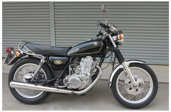 ----------- Yamaha SR400 (สภาพป้ายแดง) ----------- Yamaha SR400 (สภาพป้ายแดง)