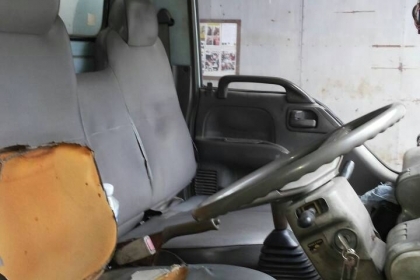 ขาย NKR 110 ปี 39 ตู้แห้ง 3 บาน 4.3 m รถพร้อมใช้ โทร 088-4501277 ขาย NKR 110 ปี 39 ตู้แห้ง 3 บาน 4.3 m รถพร้อมใช้ โทร 088-4501277