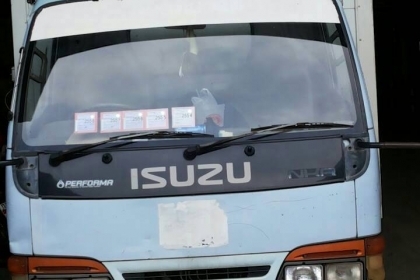 ขาย NKR 110 ปี 39 ตู้แห้ง 3 บาน 4.3 m รถพร้อมใช้ โทร 088-4501277