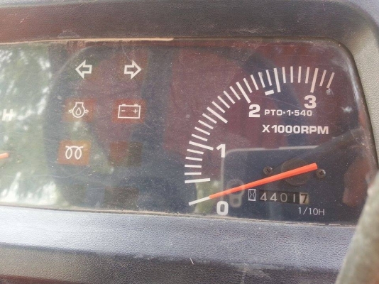 ขายรถไถKUBOTA L3408 34แรง อุปกรณ์ดันหน้า-ผานหลัง เครื่องดี ช่วงล่างดี พร้อมใช้งาน เอกสารพร้อมโอน สนใจโทร 090-8588220คุณนะ 093-3258446คุณบิวตี้ ID:narong498 หรือ www.truck.in.th/498 หรือfb:ณรงค์ ซื้อขายรถมือสอง(เว็บไซต์ส่วนตัว)