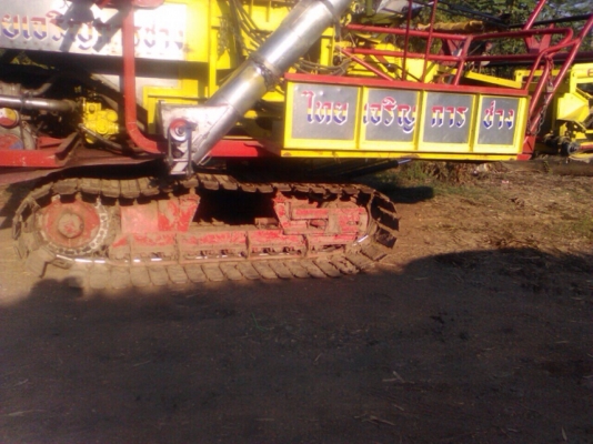 ขายเทเลอร์พร้อมรถเกี่ยวข้าว1520000บาท ต่อรองราคาได้