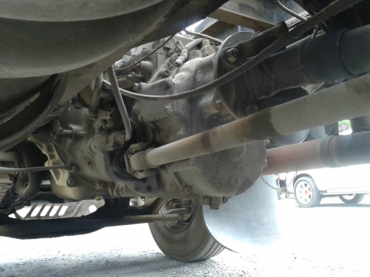 รถฮีโน่ 10 ล้อดั้ม FM1M  เปลื่ยนเครื่อง 320 แรงม้า. ปี 36    สนใจติดต่อ  081 - 6079515