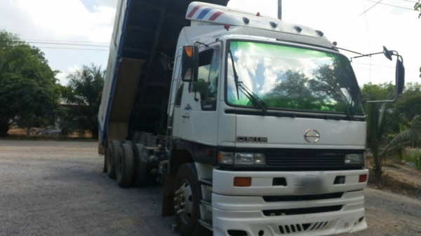 รถฮีโน่ 10 ล้อดั้ม FM1M  เปลื่ยนเครื่อง 320 แรงม้า. ปี 36    สนใจติดต่อ  081 - 6079515