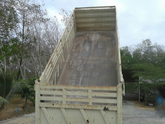 รถฮีโน่ 10 ล้อดั้ม FM1M  เปลื่ยนเครื่อง 320 แรงม้า. ปี 36    สนใจติดต่อ  081 - 6079515