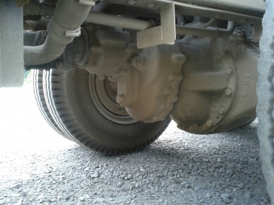 รถฮีโน่ 10 ล้อดั้ม FM1M  เปลื่ยนเครื่อง 320 แรงม้า. ปี 36    สนใจติดต่อ  081 - 6079515