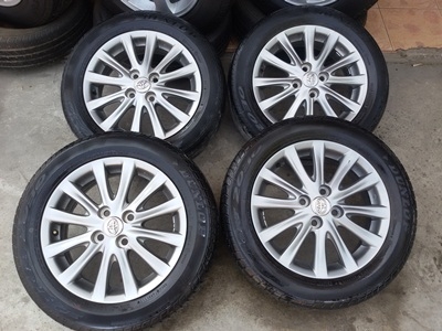 ขายล้อแม็กTOYOTA VIOS12 ก้าน(สีกัล)ยาง ปี13  4 ล้อ