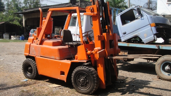 โฟคลิฟท์ KOMATSU ดีเฃล3.5ตัน ราคาถูก