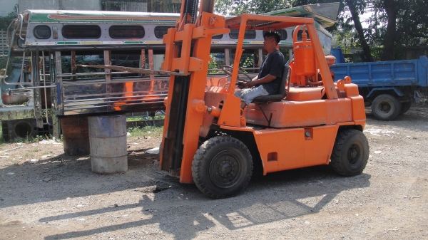 โฟคลิฟท์ KOMATSU ดีเฃล3.5ตัน ราคาถูก