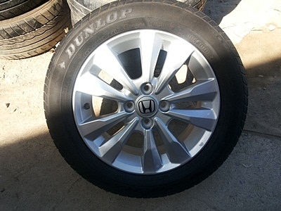 ขายล้อแม็กHONDA CITYขอบ15ยาง 185/60/15 ปี13  4 ล้อ
