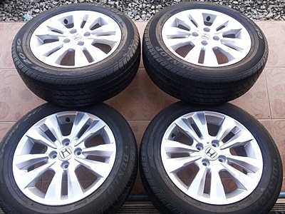 ขายล้อแม็กHONDA CITYขอบ15ยาง 185/60/15 ปี13  4 ล้อ
