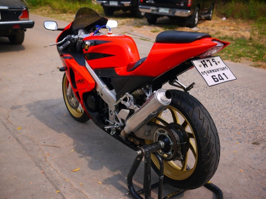 ขาย Nc30 พร้อมทะเบียนแท้ แฟริ่งหน้า Cbr1000 08 แฟริ่งท้าย Rc212 เครื่องสดๆ รถสวยมาก เก็บงานใหม่ทั้งคันแล้ว