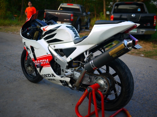 ขาย Nc30 พร้อมทะเบียนแท้ แฟริ่ง Rc212 เครื่องดีสุดๆ เปลี่ยนเครื่องใหม่แล้วเป็น RVF Nc35