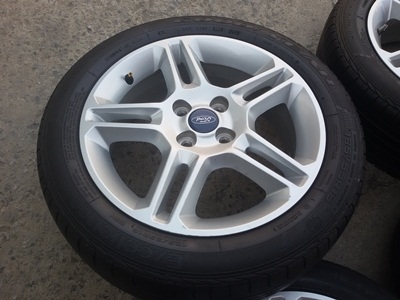 ขายล้อแม็ก Ford Fiesta 16 พร้อมยางปี 12  4  ล้อ