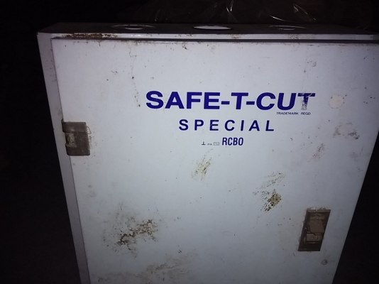 ตู้  Safe t cut  RCBO