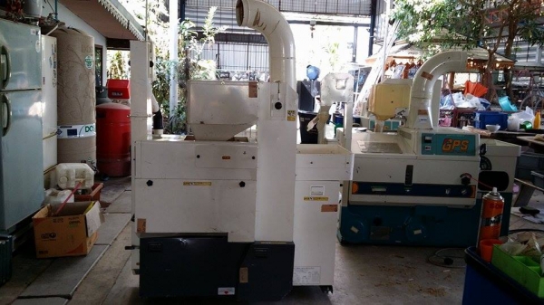 เครื่องสีข้าวกล้องเก่าญี่ปุ่น YANMAR รุ่น SH300  สภาพสวย เครื่องพร้อมใช้งาน  ไม่เคยใช้งานในไทย