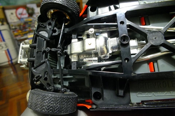 ขออนุญาตขายโมเดลรถคลาสสิคงานเก่า made in italy 1957 Chevrolet Corvette