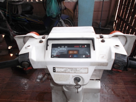 ป๊อปฮอนด้ารุ่นGYRO X ขายตามสภาพเครื่องติดขี่ได้ปกติ สตาร์ท2ระบบไฟใช้ได้หมด 7800