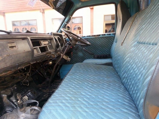 ขาย6ล้อ ISUZU KS 110แรง เฟืองท้ายF ยางดี เครื่องดี แคชซีสวย สภาพพร้อมใช้งาน เอกสารพร้อมโอน สนใจโทร 090-8588220คุณนะ 093-3258446คุณบิวตี้ ID:narong498 หรือ www.truck.in.th/498 หรือfb:ณรงค์ ซื้อขายรถมือสอง (เว็บไซต์ส่วนตัว)