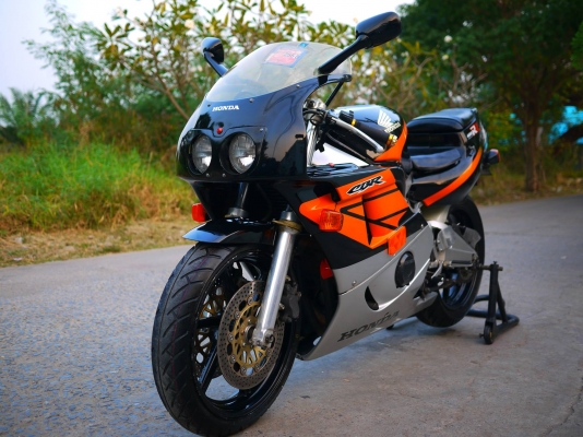 ขาย Cbr92 ตัวคาร์บูไฟฟ้า พร้อมทะเบียนแท้ แฟริ่งเดิม ABS แท้ เครื่องสุดยอด พร้อมออกทริปทันทีใ