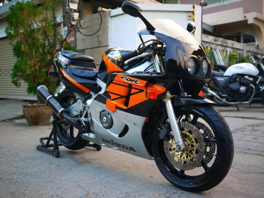 ขาย Cbr92 ตัวคาร์บูไฟฟ้า พร้อมทะเบียนแท้ แฟริ่งเดิม ABS แท้ เครื่องสุดยอด พร้อมออกทริปทันทีใ