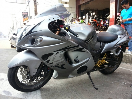 ขาย SUZUKI HAYABUZA 1300  สเปกอเมริกา สภาพนางฟ้า  เอกสาร อินวอย์ +สรรพสามิตร ของแต่งตามรูป