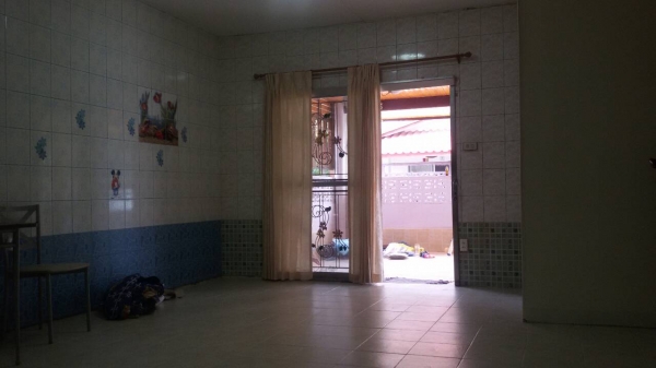 ขายทาวน์เฮ้าส์ 18 ตร.ว. ม.พฤกษา 27/1 ถนนอ่อนนุช-ลาดกระบัง