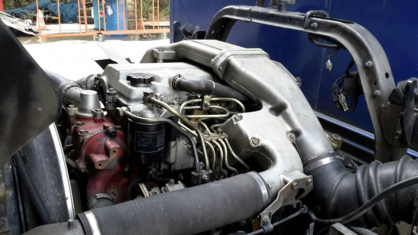 HINO JO5C สมอทอง ตู้ 3 บาน