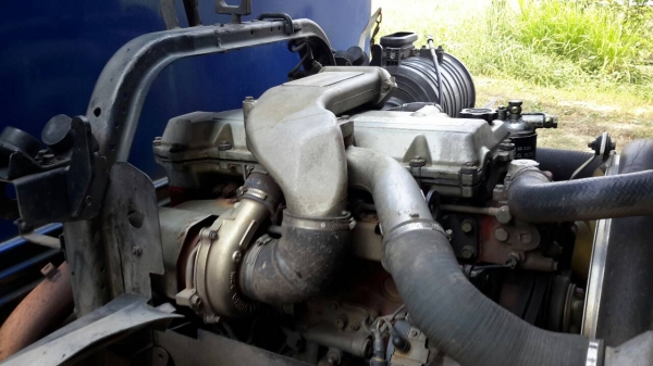 HINO JO5C สมอทอง ตู้ 3 บาน