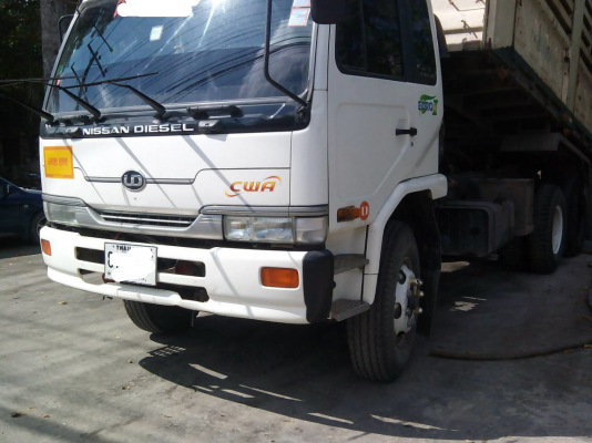 ขายรถบรรทุก 10 ล้อดัมพ์ NISSAN UD 240 แรงม้าปี 2552 ไมล์แสนกว่ากิโลเมตร ราคา 1200000