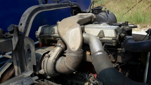 HINO JO5C สมอทอง ตู้ 3 บาน