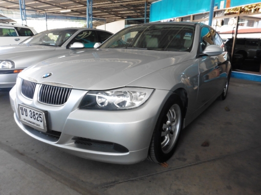 BMW - SERIES 3 - 320iSE E90 AT ปี2006 สีเงิน(ตะกั่ว) เกียร์อัตโนมัติ เครื่องเบนซิน 2000cc BMW - SERIES 3 - 320iSE E90 AT ปี2006 สีเงิน(ตะกั่ว) เกียร์อัตโนมัติ เครื่องเบนซิน 2000cc