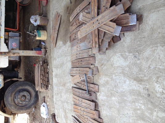 ขายใบแทรกรถเกี่ยวข้าว มี100กว่าใบ