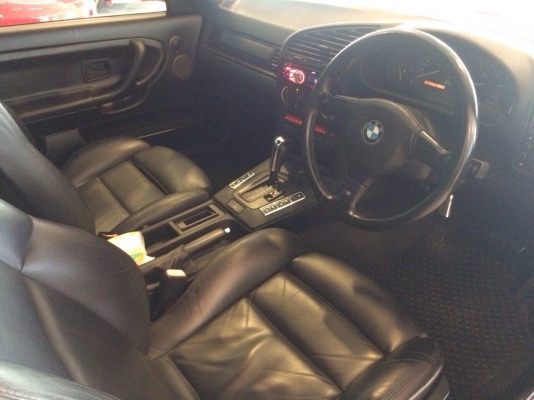 ขายรถสะสมหายาก BMW E36 CABRIOLET 320I เครื่อง 3200 6สูบ สีแดงเดิม ชุดแต่ง M แท้ทั้งคันจากนอก หลังคาไฟฟ้าใช้งานได้สมบูรณ์ สีรถเคลือบแก้วตลอด สภาพพร้อมโชว์ จัดไฟแนทซ์ได้ ขายรถสะสมหายาก BMW E36 CABRIOLET 320I เครื่อง 3200 6สูบ สีแดงเดิม ชุดแต่ง M แท้ทั้งคันจากนอก หลังคาไฟฟ้าใช้งานได้สมบูรณ์ สีรถเคลือบแก้วตลอด สภาพพร้อมโชว์ จัดไฟแนทซ์ได้