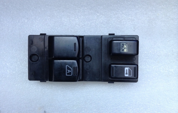 สวิตซ์ประตูขวานาวาร่าแค็ป