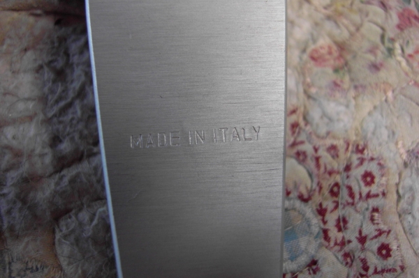 พวงมาลัยแท้