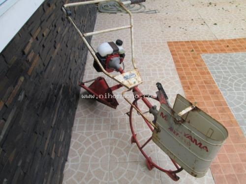 เครื่องแหวกร่องกล้านา    MARUYAMA    MKF-310    รหัสสินค้า : 13001326   หรือเพิ่มเติมไดที่ www.nihonmono.com