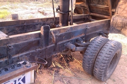 หกล้อ ISUZU TLD85ดั้มยิ่งหน้าต่อใหม่ สภาพดีบางเดิมสวยจัดไม่มีผุทั้งคัน ทะเบียน ภาษีเต็ม พร้อมโอน