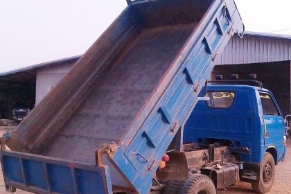 หกล้อ ISUZU TLD85ดั้มยิ่งหน้าต่อใหม่ สภาพดีบางเดิมสวยจัดไม่มีผุทั้งคัน ทะเบียน ภาษีเต็ม พร้อมโอน