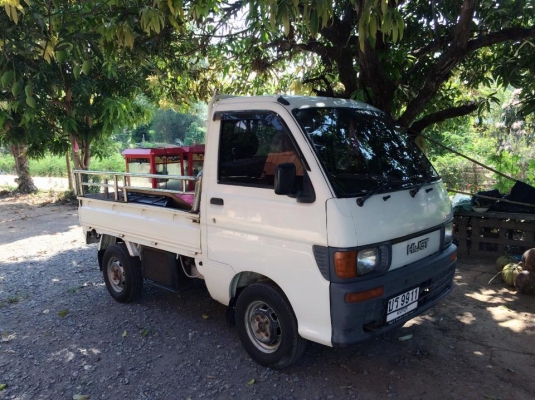 ขายไดฮัสสุ s110   ขับ 4 พร้อม lpg******