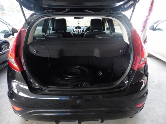 FORD - FIESTA - 5Dr Sport 1.6 AT ปี2011 สีดำ เกียร์อัตโนมัติ เครื่องเบนซิน 1600cc
