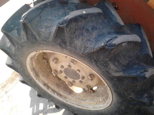 แทรคเตอร์ คูโบต้า LZ4212DT-M พร้อมผาน 6