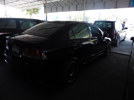 HONDA - CIVIC - AS 1.8 i-VTEC AT ปี2006 สีดำ เกียร์อัตโนมัติ เครื่องเบนซิน 1800cc HONDA - CIVIC - AS 1.8 i-VTEC AT ปี2006 สีดำ เกียร์อัตโนมัติ เครื่องเบนซิน 1800cc