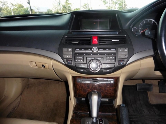 HONDA - ACCORD -  NAVI 2.4 i-VTEC AT ปี2008 สีเทา เกียร์อัตโนมัติ เครื่องเบนซิน 2400cc